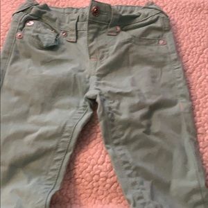 True religion (girl)